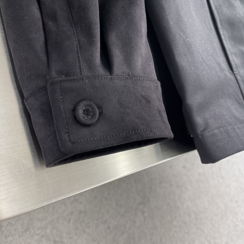 chr1st1an D10r outwear